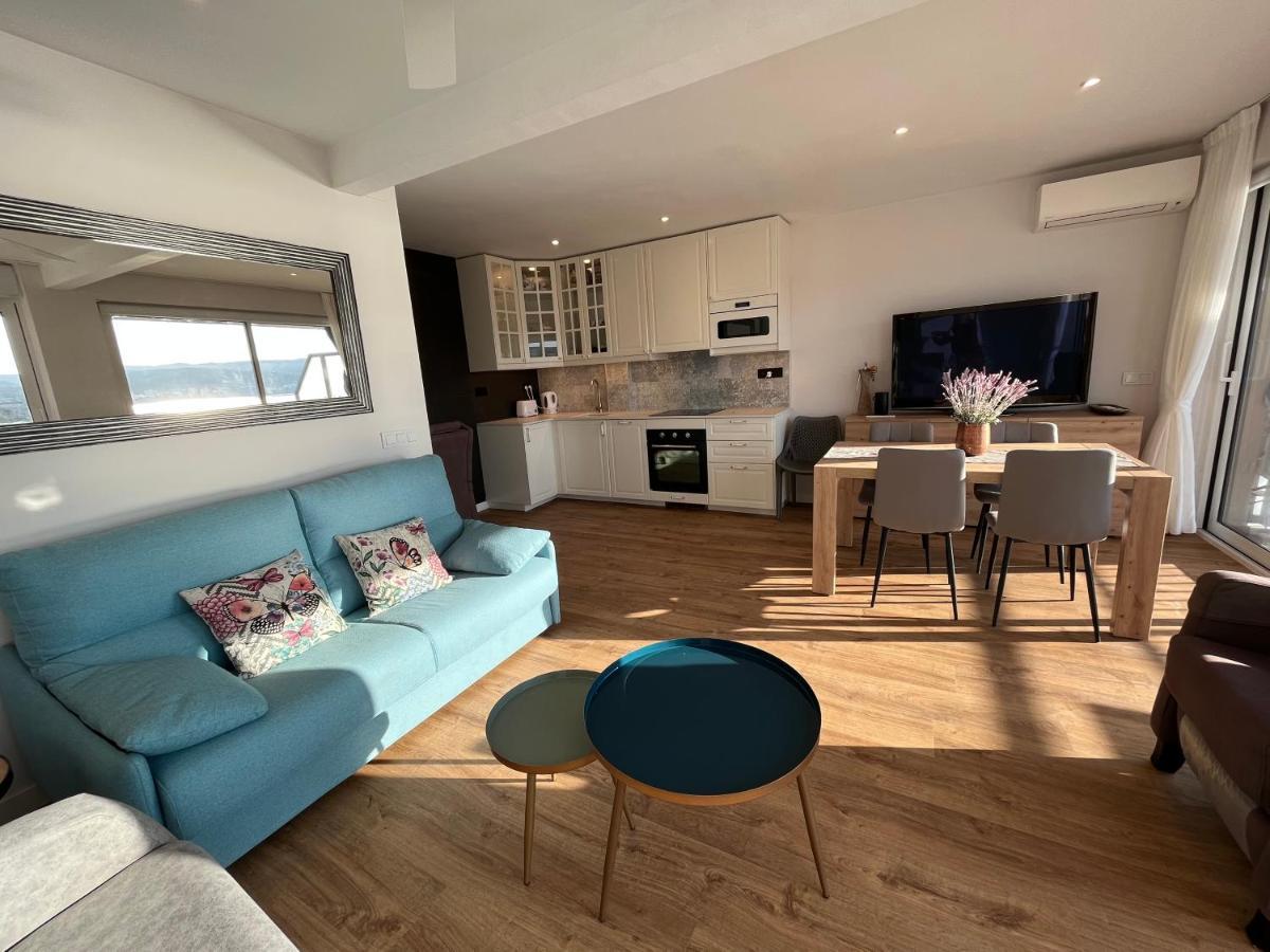 Apartament Paulina ปาลามอส ภายนอก รูปภาพ